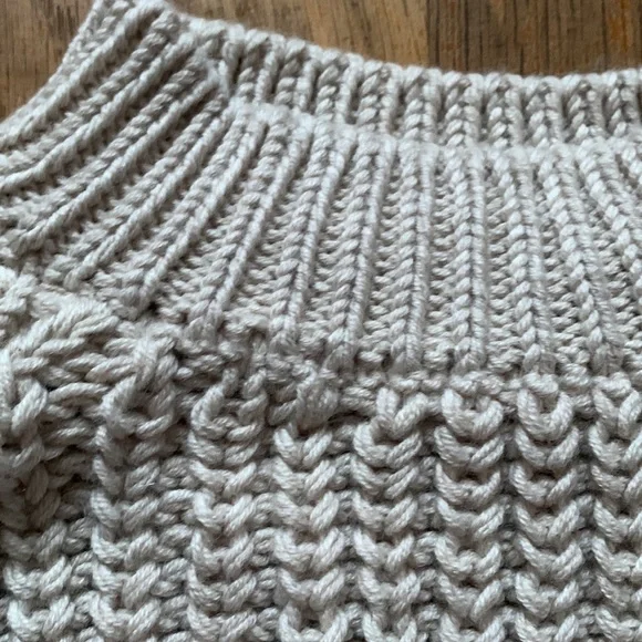 NWT Nui Organics 100% Soft Merino Wool Fisherline Sweater - Picture 4 of 8